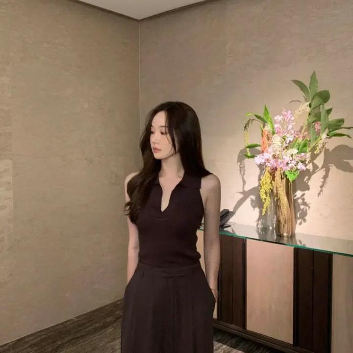 [BUNJANG] [새상품]오브제스트 골지 카라 니트 나시 홀터 나시 블랙,브라운,화이트 / [새상품]오브제스트 골지 카라 니트 나시 홀터 나시 블랙,브라운,화이트