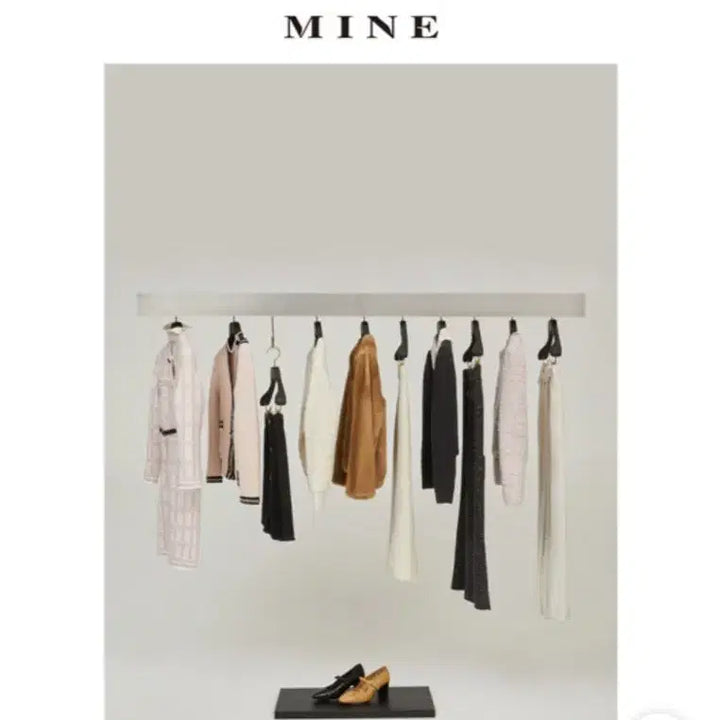 [SOLD OUT] 마인 새상품 795000원 글리터버튼 가디건  23년