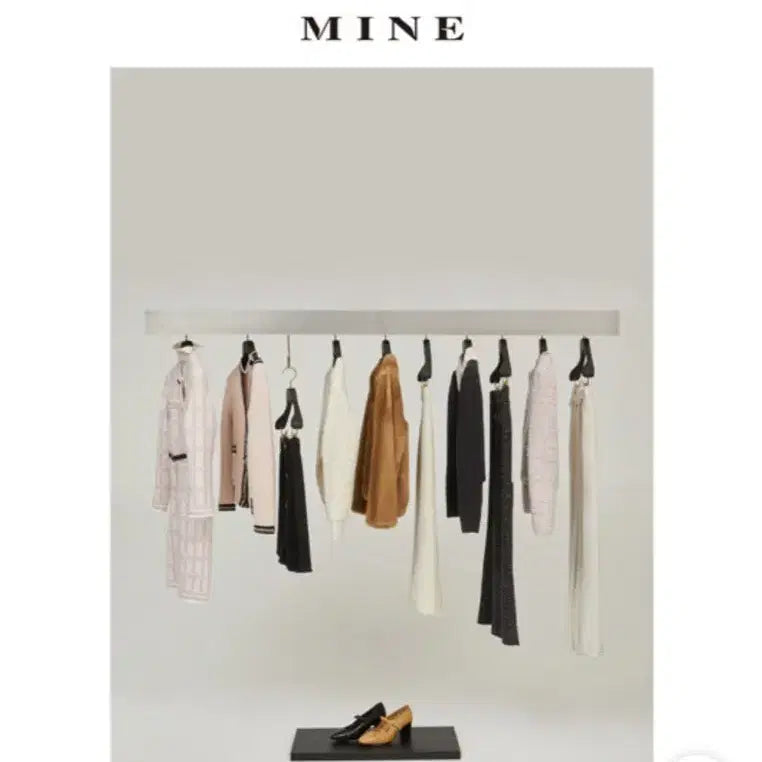 [SOLD OUT] 마인 새상품 795000원 글리터버튼 가디건  23년