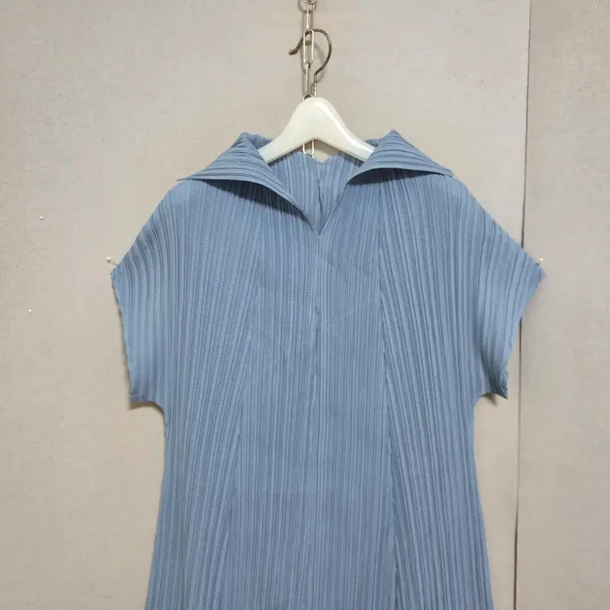 [BUNJANG] Pleats Me Blue Dress / 플리츠미 색감이쁜 원피스 FF  n4720