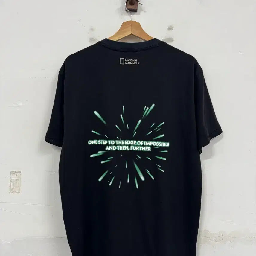 [SOLD OUT] (105)내셔널지오그래픽 불꽃 반팔티셔츠