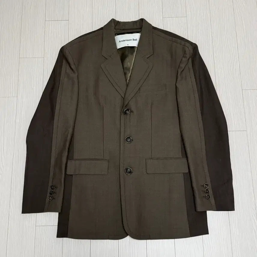 [SOLD OUT] 앤더슨벨 토템 콘트라스트 울 자켓