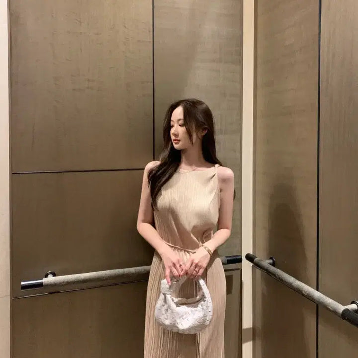 [BUNJANG] Obzest Pleated Long Tank Dress and Pants Set / [새상품]오브제스트 플리츠 롱 나시 원피스 팬츠 세트 셋업 바캉스룩 격식