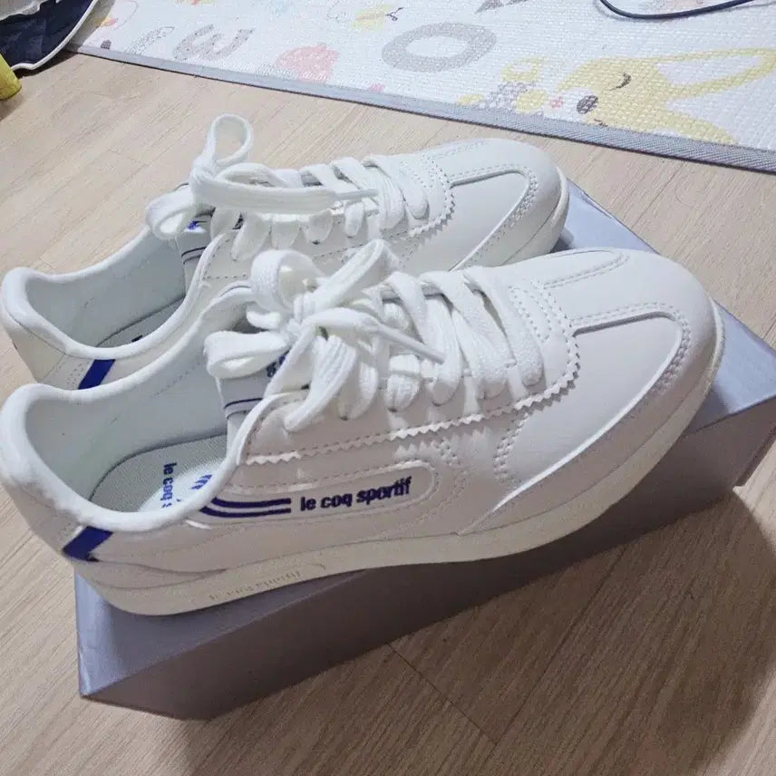 [SOLD OUT] [새상품] 르꼬끄 운동화 230