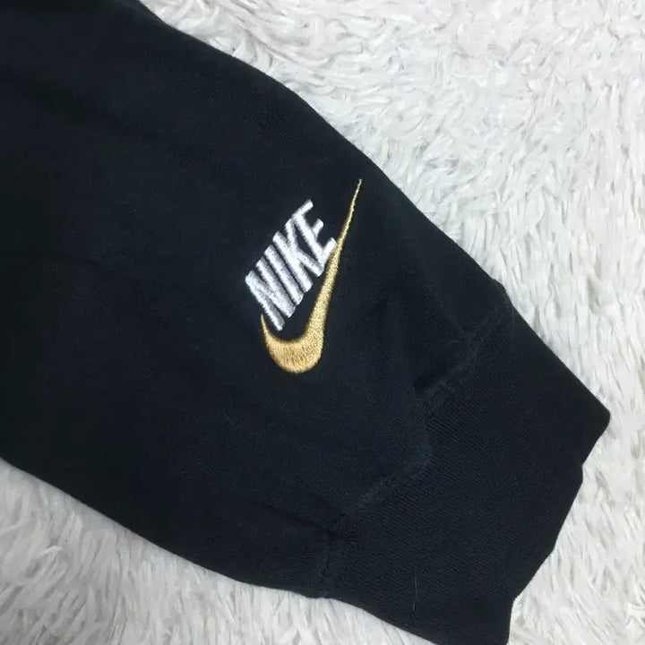 [BUNJANG] Nike Logo Long Sleeve T-shirt / 나이키 로고 롱슬리브 만원샵 DD17
