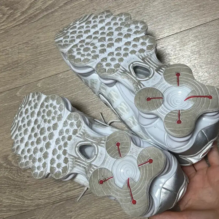 [BUNJANG] Nike Shox TL White Metallic Silver Sneakers / 나이키 샥스 TL 화이트 메탈릭 실버 240