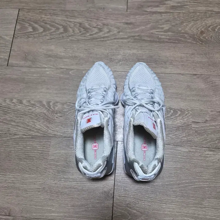 [BUNJANG] Nike Shox White Sneakers / 나이키 샥스 화이트 240