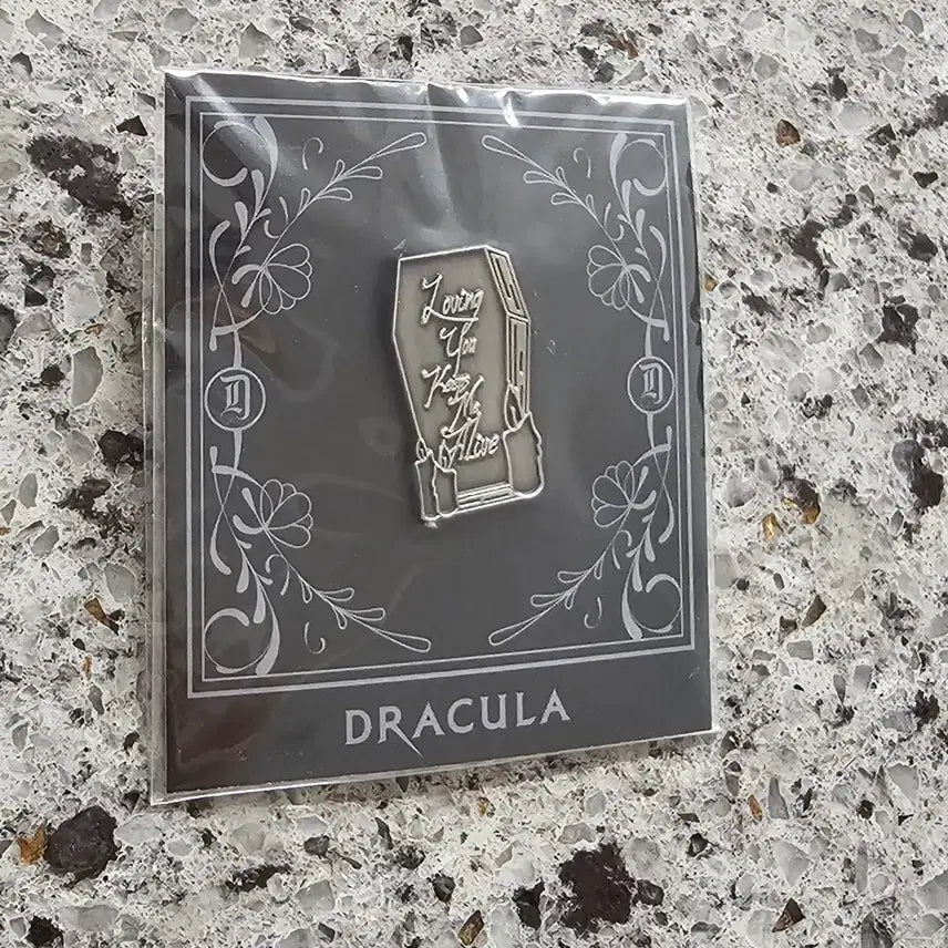 [BUNJANG] Dracula Musical Badge / 뮤지컬 드라큘라 뱃지