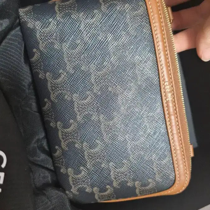 [BUNJANG] Celine Triomphe Chain Clutch Bag with Inner Bag and Strap / 정품, 작년구입) 셀린느 트리옹프 체인 클러치백 +이너백, 끈