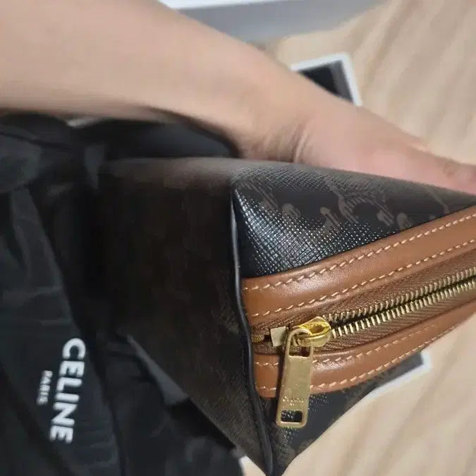 [BUNJANG] Celine Triomphe Chain Clutch Bag with Inner Bag and Strap / 정품, 작년구입) 셀린느 트리옹프 체인 클러치백 +이너백, 끈