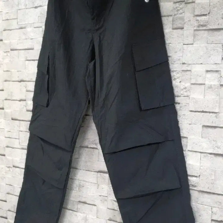 [BUNJANG] ADDOFF Nylon Parachute Cargo Pants (30-32) / [ADDOFF] 애드오프 나일론 파라슈트 카고 (30~32)