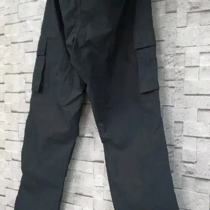 [BUNJANG] ADDOFF Nylon Parachute Cargo Pants (30-32) / [ADDOFF] 애드오프 나일론 파라슈트 카고 (30~32)