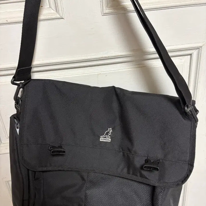 [BUNJANG] Kangol Boston Bag / 캉골 보스턴 백