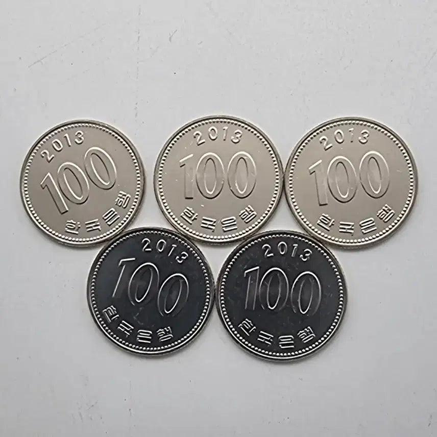 [BUNJANG] 2013 Unused 100 Won Coins (Set of 5) / 2013년 미사용 100주화 5개