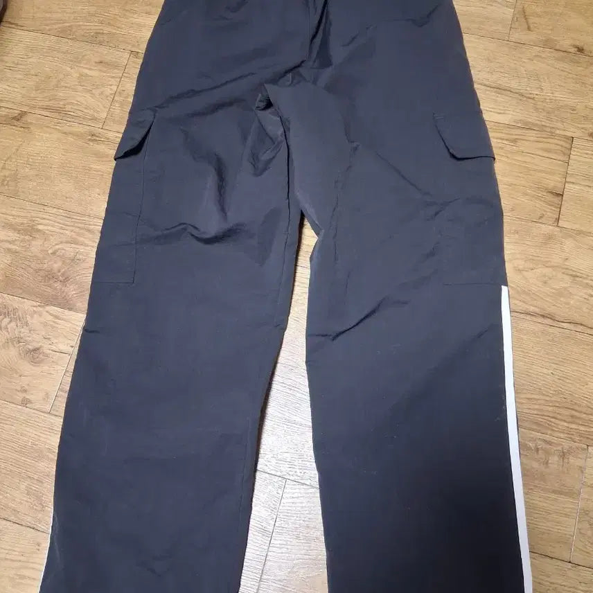 [SOLD OUT] 아디다스 나일론 카고 팬츠 바지 74 (XS) 남녀공용