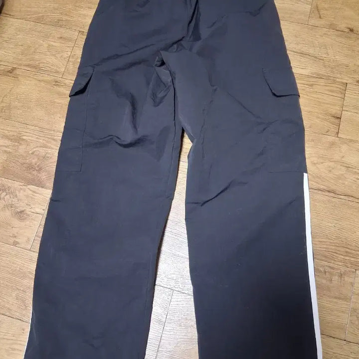 [SOLD OUT] 아디다스 나일론 카고 팬츠 바지 74 (XS) 남녀공용