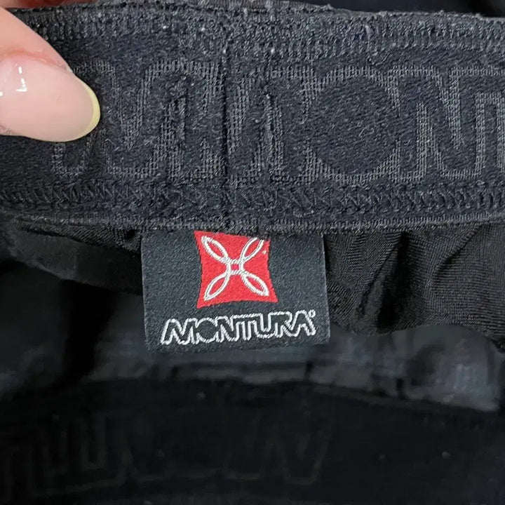 [BUNJANG] Montura Red Black Functional Training Pants / [정품/L] 몬츄라 레드 블랙 기능성 트레이닝 바지