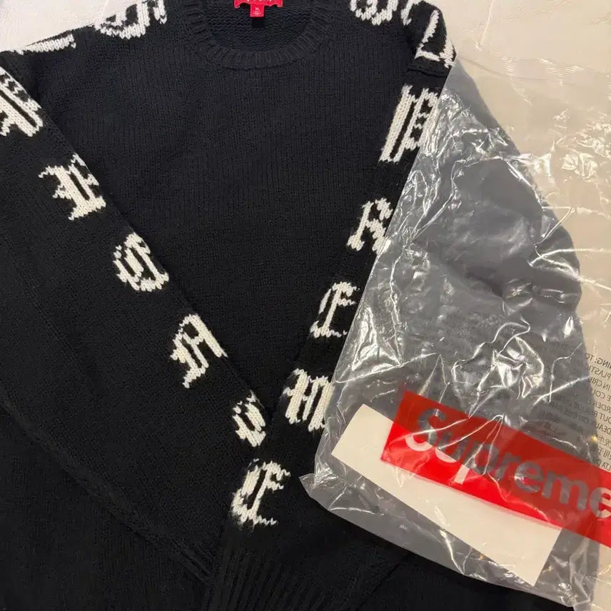 [BUNJANG] Supreme Old English Knit (XL) / 슈프림 올드잉글리쉬 니트(xl)