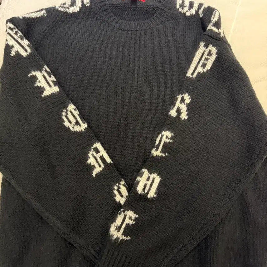 [BUNJANG] Supreme Old English Knit (XL) / 슈프림 올드잉글리쉬 니트(xl)
