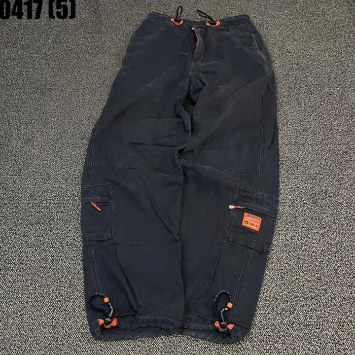 [SOLD OUT] 퀵실버 네이비 카고 조거 팬츠