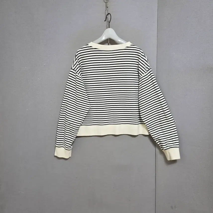 [BUNJANG] Juicy Judy Striped Sweatshirt / 쥬시쥬디 줄무늬 맨투맨 90  n4723