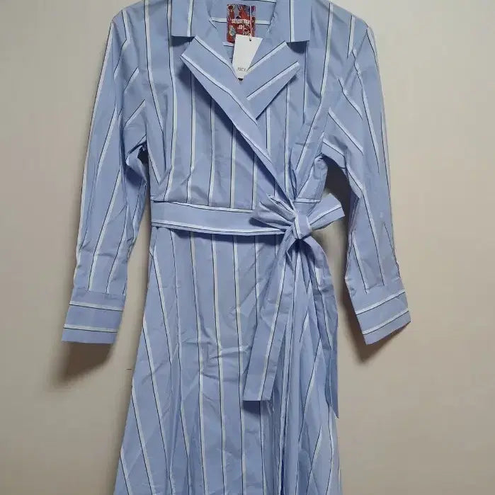 [BUNJANG] Juicy Judy Striped Wrap Dress / 쥬시쥬디 스트라이프 랩 원피스 85
