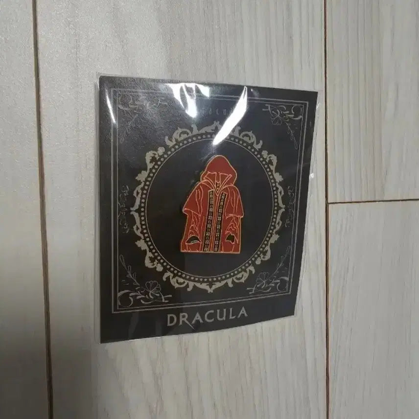 [BUNJANG] Dracula Musical Badge / 뮤지컬 드라큘라 뱃지