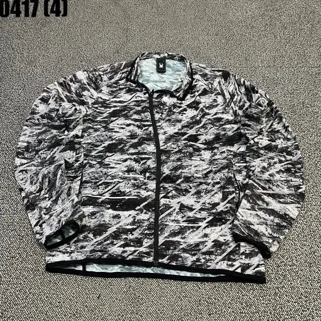 [BUNJANG] Spider Black and White Pattern Windbreaker Jacket / L 스파이더 블랙 화이트 패턴 바람막이 0417(4)