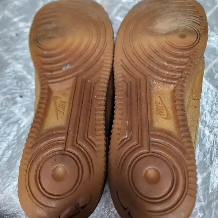 [SOLD OUT] 11/나이키 된장포스 270
