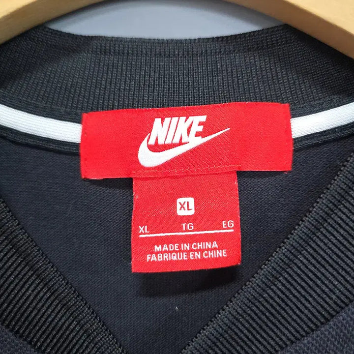 [SOLD OUT] 나이키(NIKE) 헨리넥 반팔 티셔츠 105