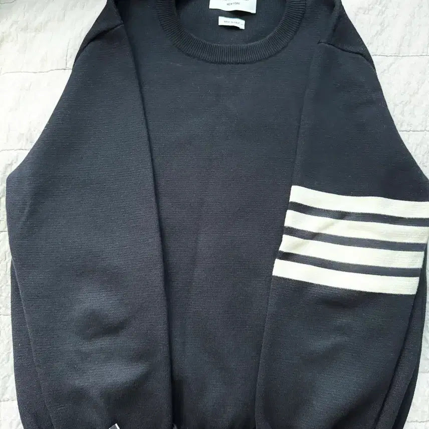 [SOLD OUT] 톰브라운 밀라노스티치 니트 2사이즈