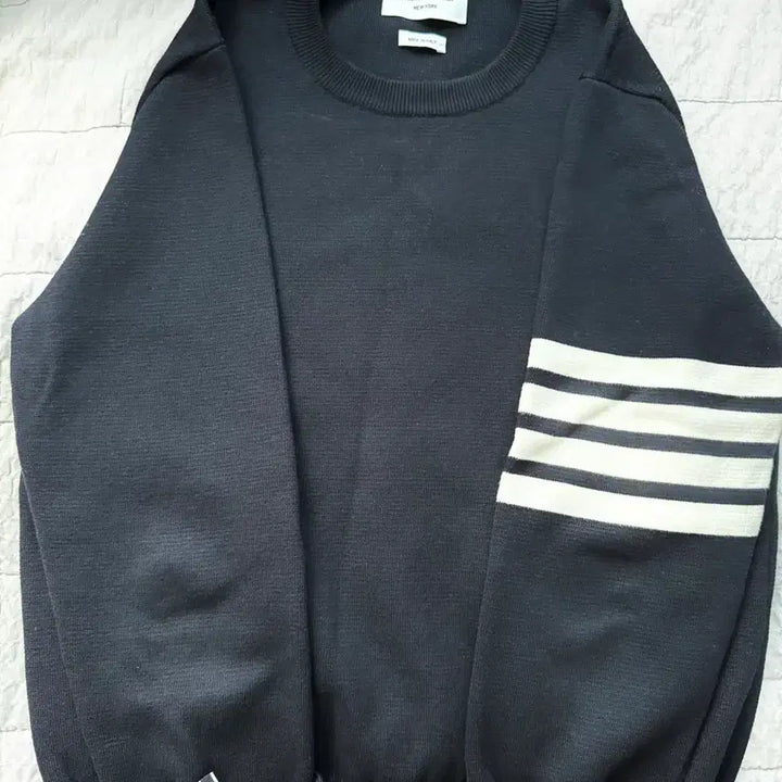 [SOLD OUT] 톰브라운 밀라노스티치 니트 2사이즈