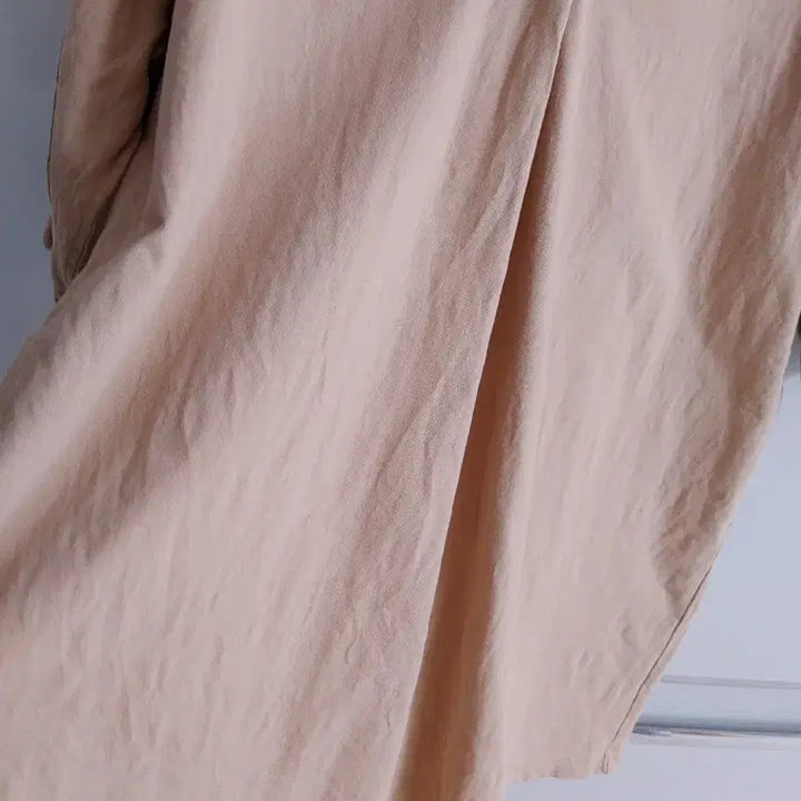 [BUNJANG] Beige V-Neck Short Sleeve Blouse / 베이지 브이넥 반팔