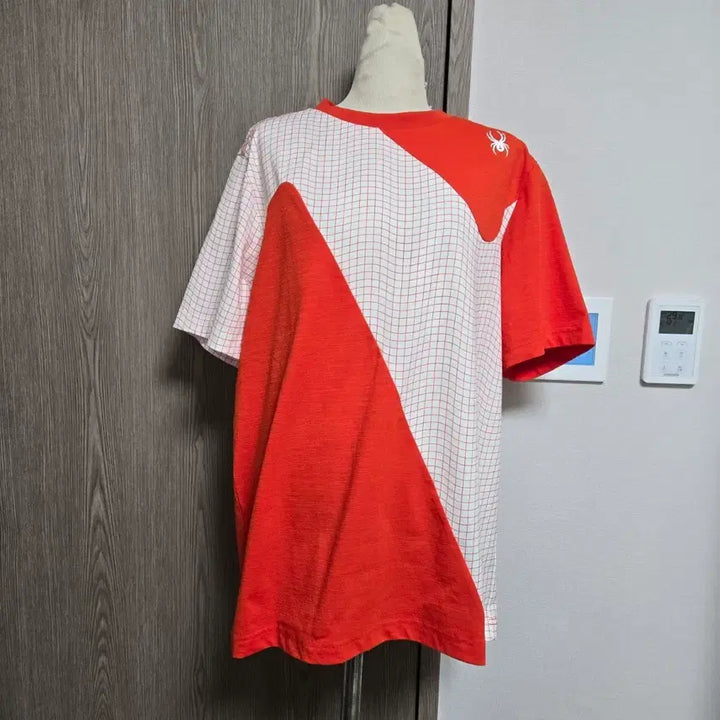 [BUNJANG] Spider Orange/White Short Sleeve T-shirt (Size M) / 스파이더 오렌지/화이트 반팔 티셔츠 M