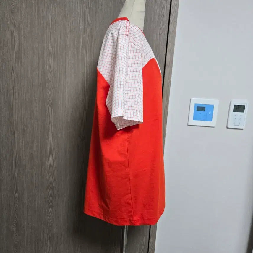 [BUNJANG] Spider Orange/White Short Sleeve T-shirt (Size M) / 스파이더 오렌지/화이트 반팔 티셔츠 M