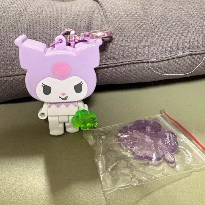 [BUNJANG] Kuromi Block Keyring / 쿠로미 블록 키링