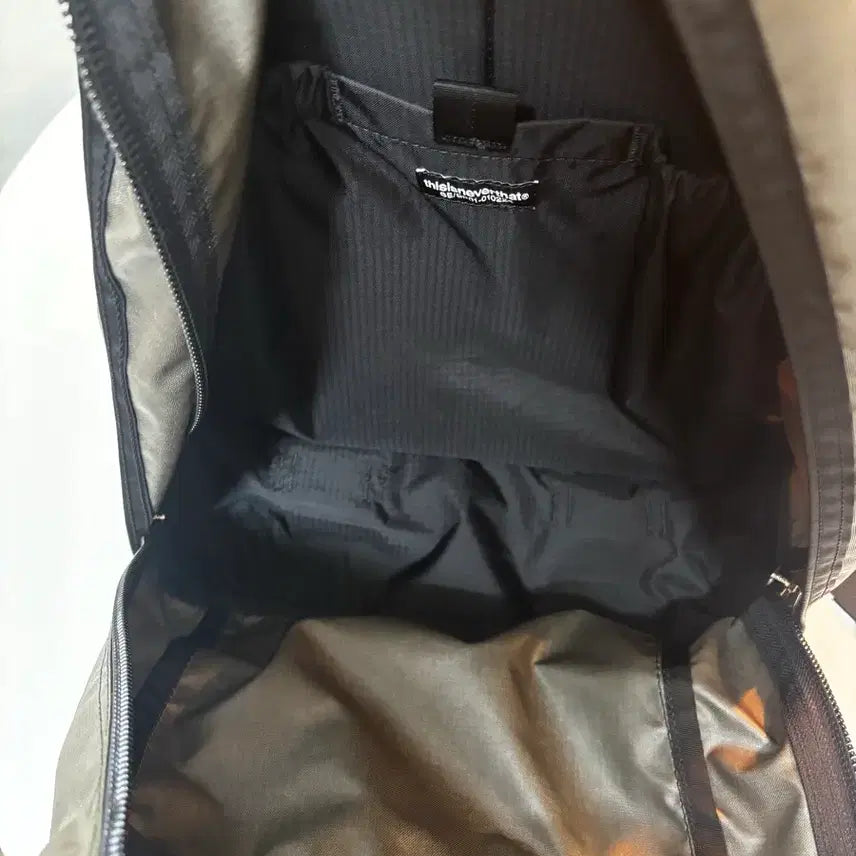 [SOLD OUT] 그레고리 디스이즈네버댓 데이팩