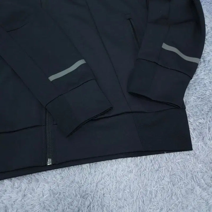 [BUNJANG] Adidas Zip-Up Jacket (Size L) / L 아디다스 집업 자켓 | A