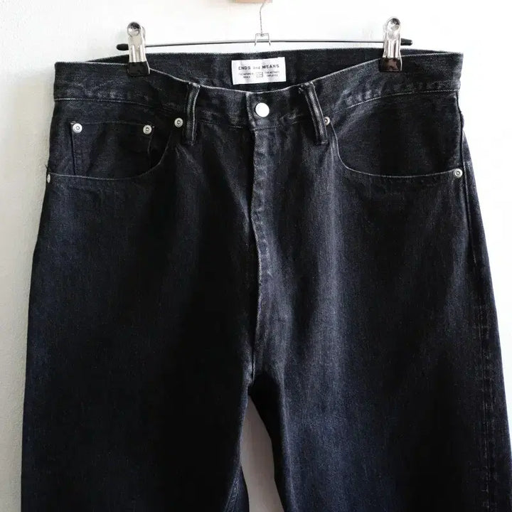 [SOLD OUT] 엔즈앤드민즈 5포켓 데님 블랙
