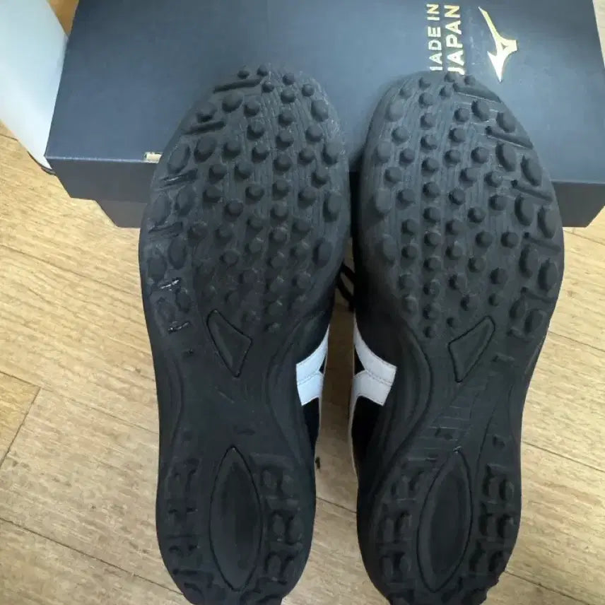 [BUNJANG] Mizuno Sala Japan TF Football Boots / 미즈노 살라 제팬 TF 245 /1분착용