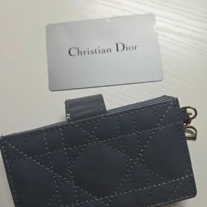 [SOLD OUT] (W) 디올 5거싯 아코디언 카드홀더 에나멜 S0074OVRB