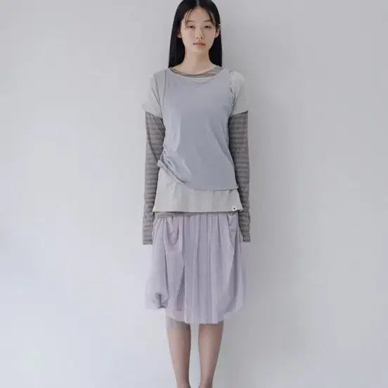 [BUNJANG] OHESIO Two-Way Layered T-Shirt Gray / 오헤시오 TWO-WAY LAYERED T-SHIRT GRAY