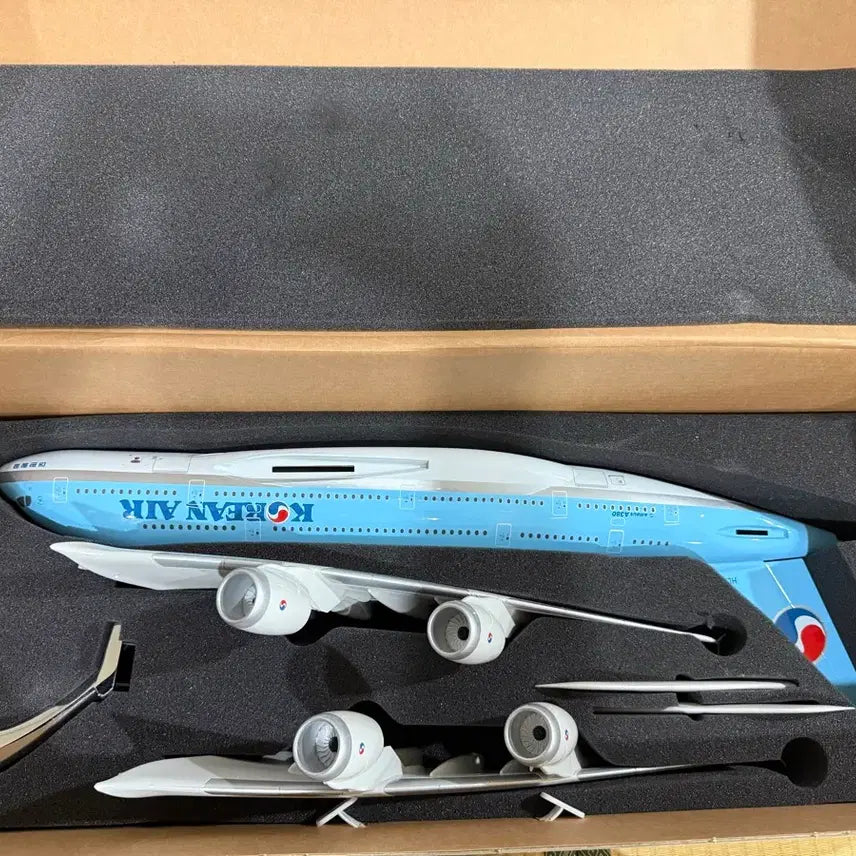 [SOLD OUT] 대한항공 A380 1:100 스케일 모형