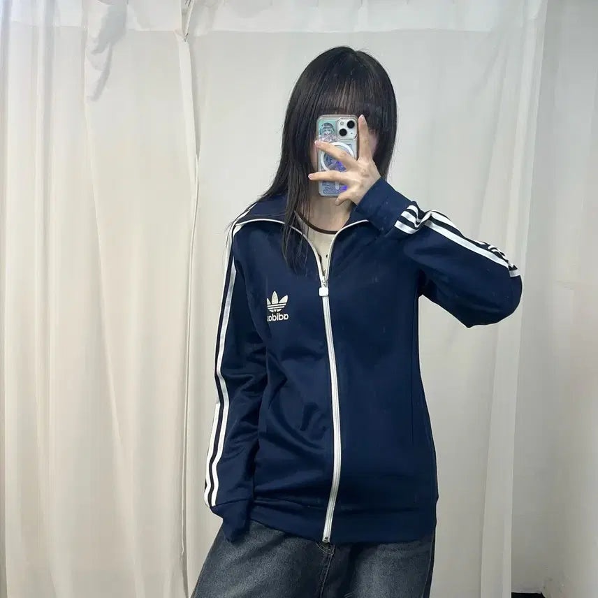 [BUNJANG] Adidas Europa Navy Jersey / 아디다스 네이비 유로파 져지