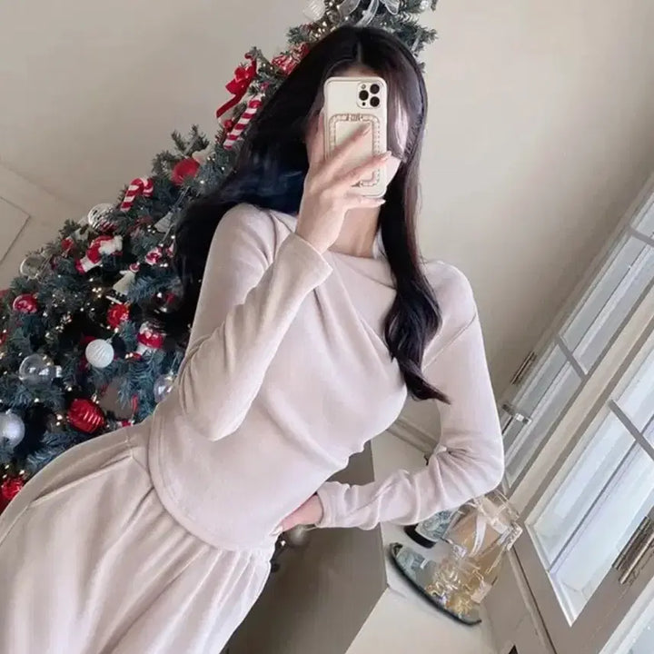[BUNJANG] Drape Shirring Off-Shoulder Two-Piece Training Set / (set)드레이프 셔링 오프숄더 투피스 트레이닝세트 트레이닝셋업