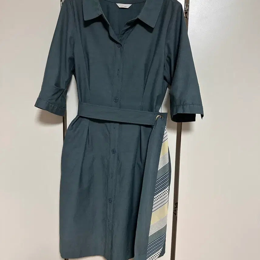 [SOLD OUT] 지고트 셔츠형 원피스 JJ RO여름원피스 컨디션 최상