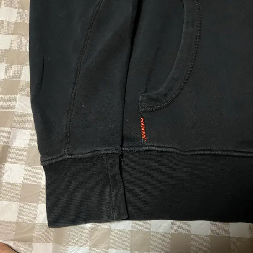 [BUNJANG] Nike World Tour Hoodie M Black Sweatshirt / 나이키 월드투어 후드티 M 블랙 후드 후디 맨투맨 스웻