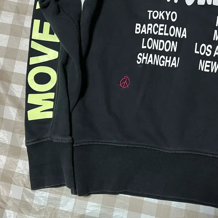 [BUNJANG] Nike World Tour Hoodie M Black Sweatshirt / 나이키 월드투어 후드티 M 블랙 후드 후디 맨투맨 스웻