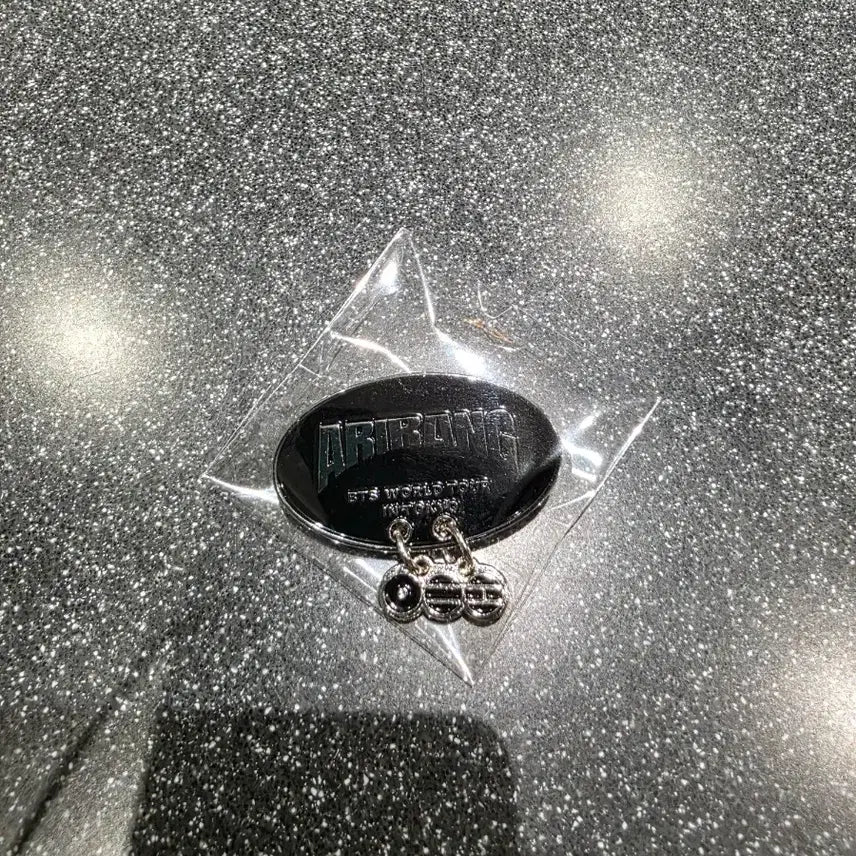 [SOLD OUT] 방탄 도쿄돔 콘서트 굿즈 일본 한정 뱃지 아리랑(타원형)