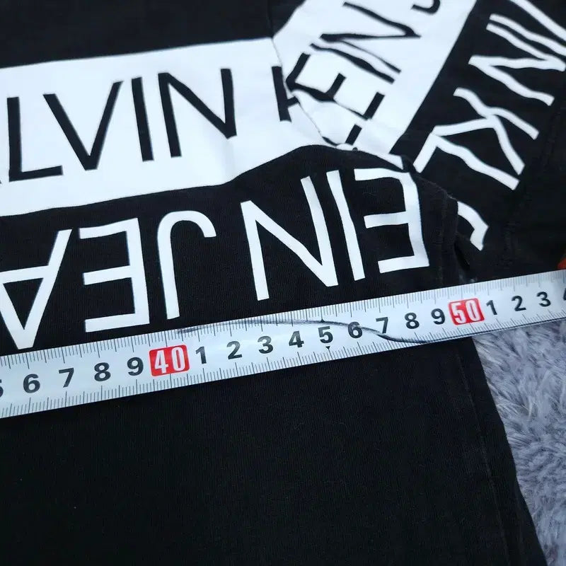 [BUNJANG] Calvin Klein Short Sleeve T-shirt / M/M 캘빈클라인 반팔 티 | A